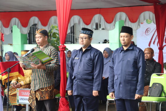 Pelantikan Kepala SDIT & SMAIT Al-Mumtaz di Momen Kemerdekaan